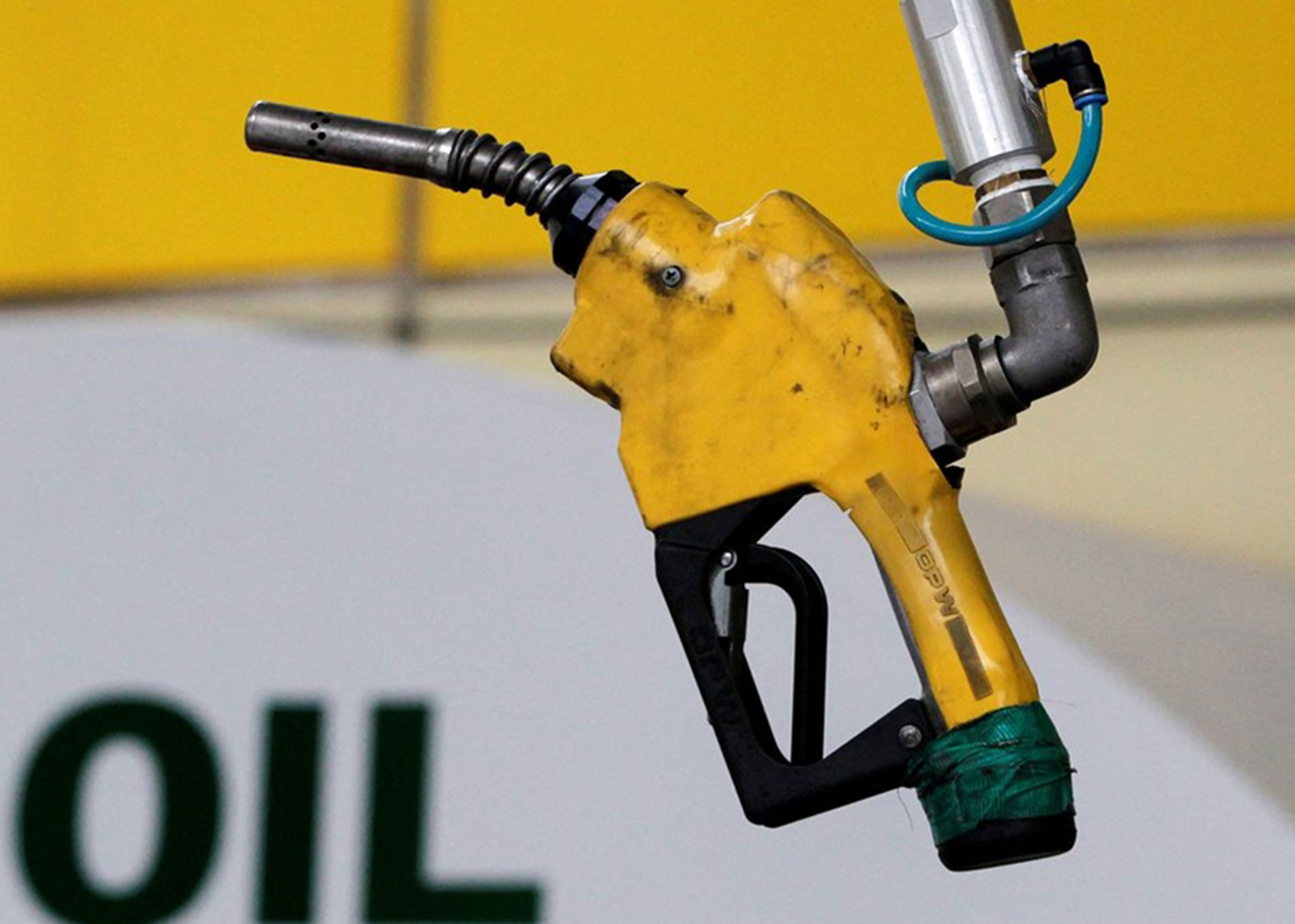 Giá xăng dầu hôm nay 6/7: Nối dài mạch tăng, dầu Brent tăng 76 USD/thùng
