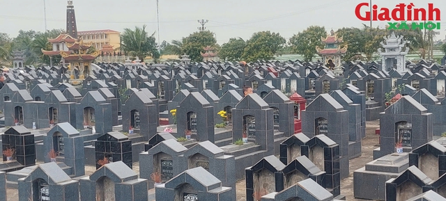 Mục sở thị khu nghĩa trang nhân dân 'đặc biệt' có 1