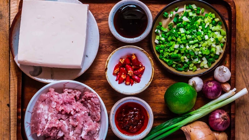 Cách làm đậu hũ sốt cay Tứ Xuyên, thơm ngon đậm vị