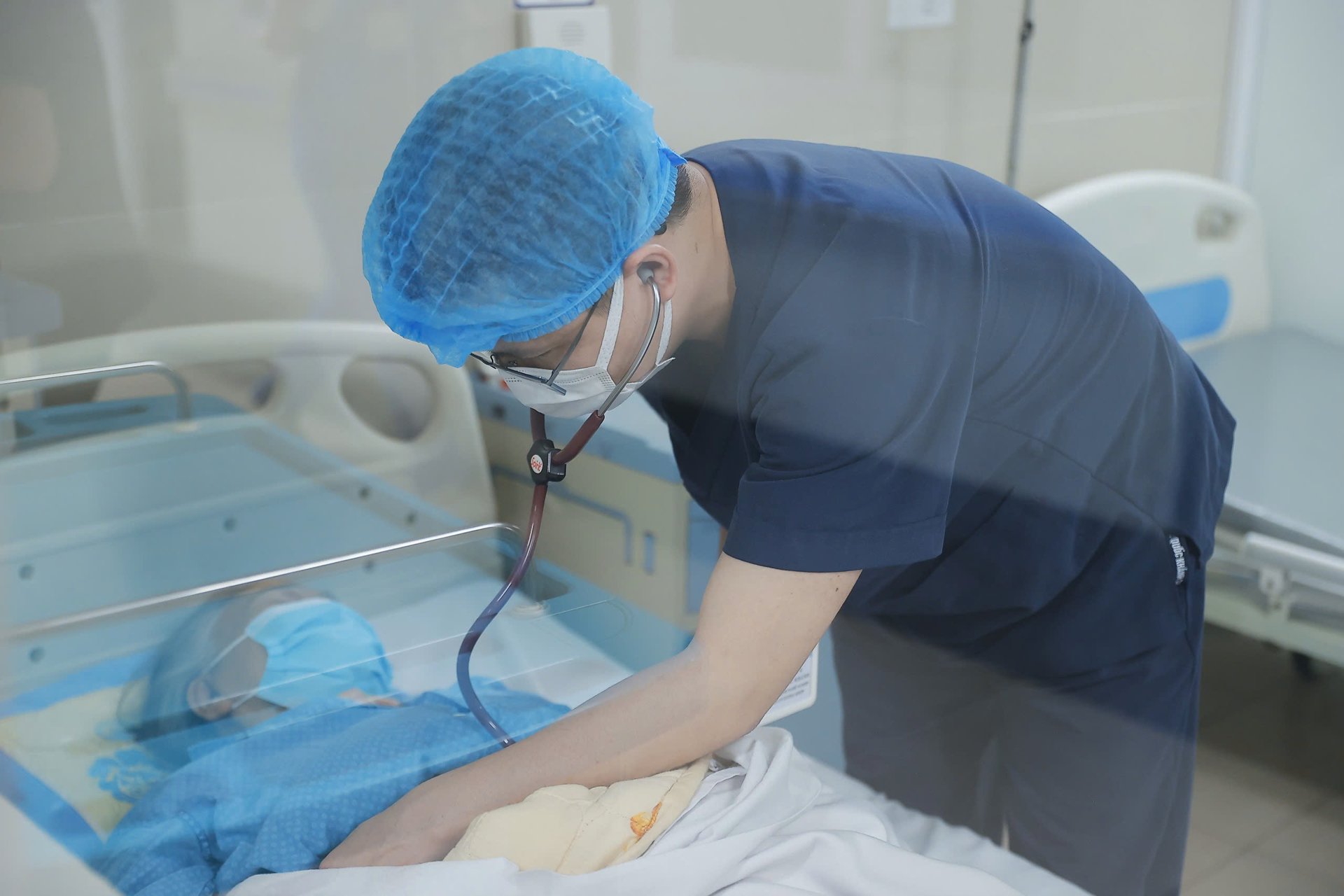Vì sao không còn cách ly tập trung các ca mắc Covid